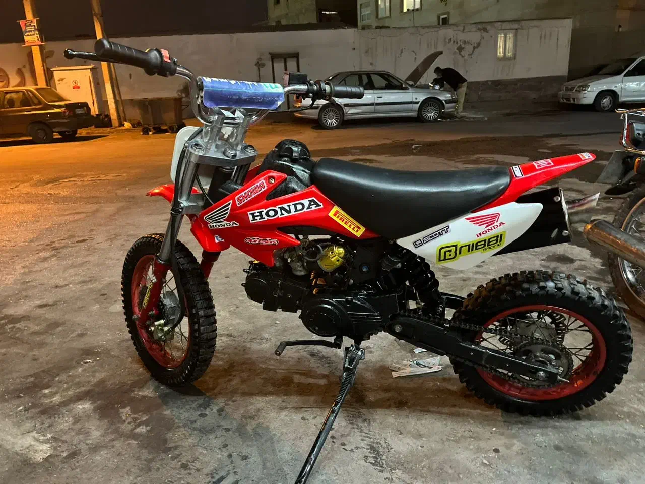 مینی کراس ۱۲۵|موتورسیکلت|شیراز, کوشک میدان|دیوار