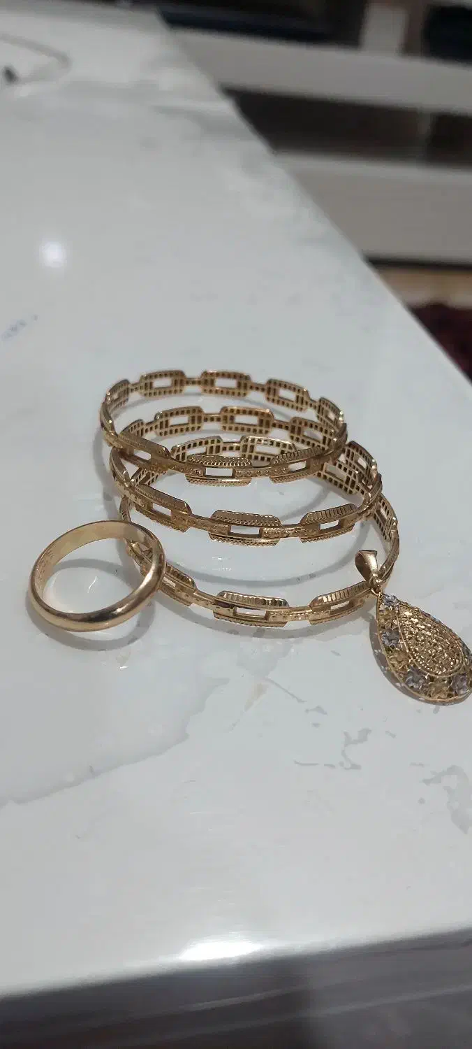 النگو مدال و انگشتر طلا|جواهرات|تبریز, |دیوار