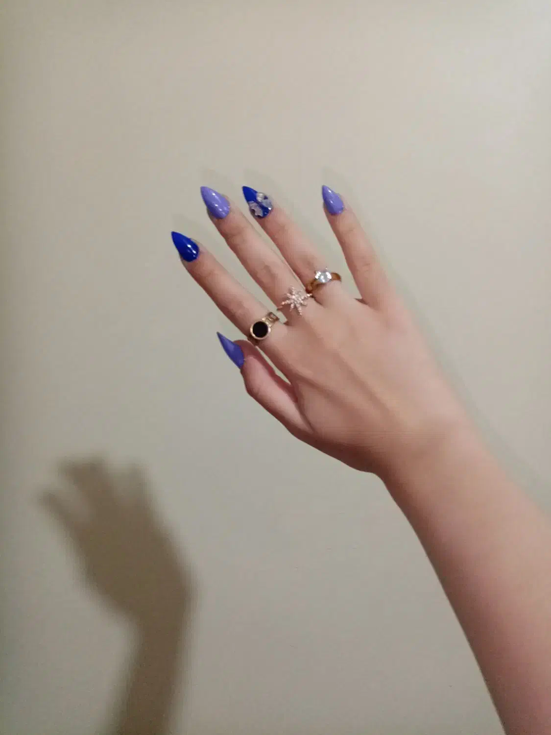 احیا مو و کاشت ناخن|خدمات آرایشگری و زیبایی|ملارد, |دیوار