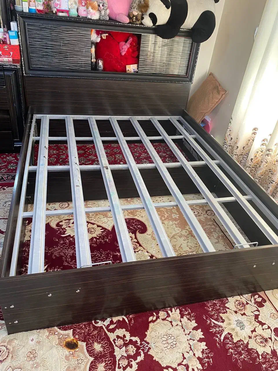 تخت|تخت و سرویس خواب|کردکوی, |دیوار