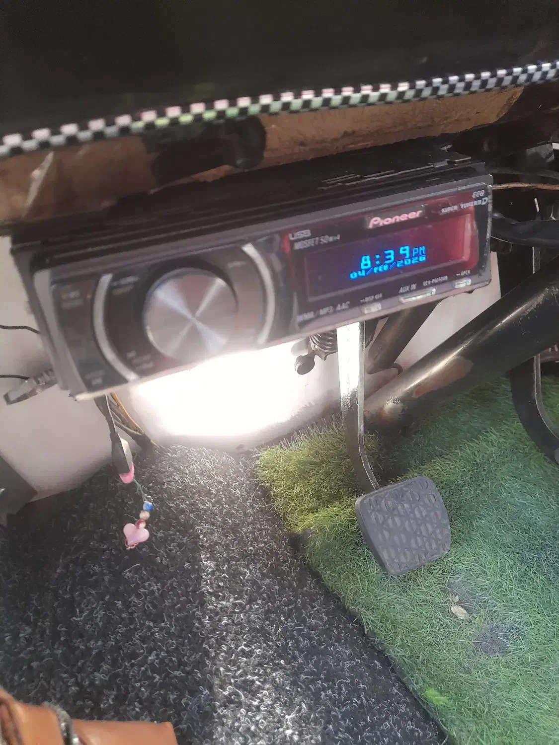 ظبط..۶۰۵۰سالم سالم|صوتی و تصویری|رباط‌کریم, رباط‌کریم|دیوار