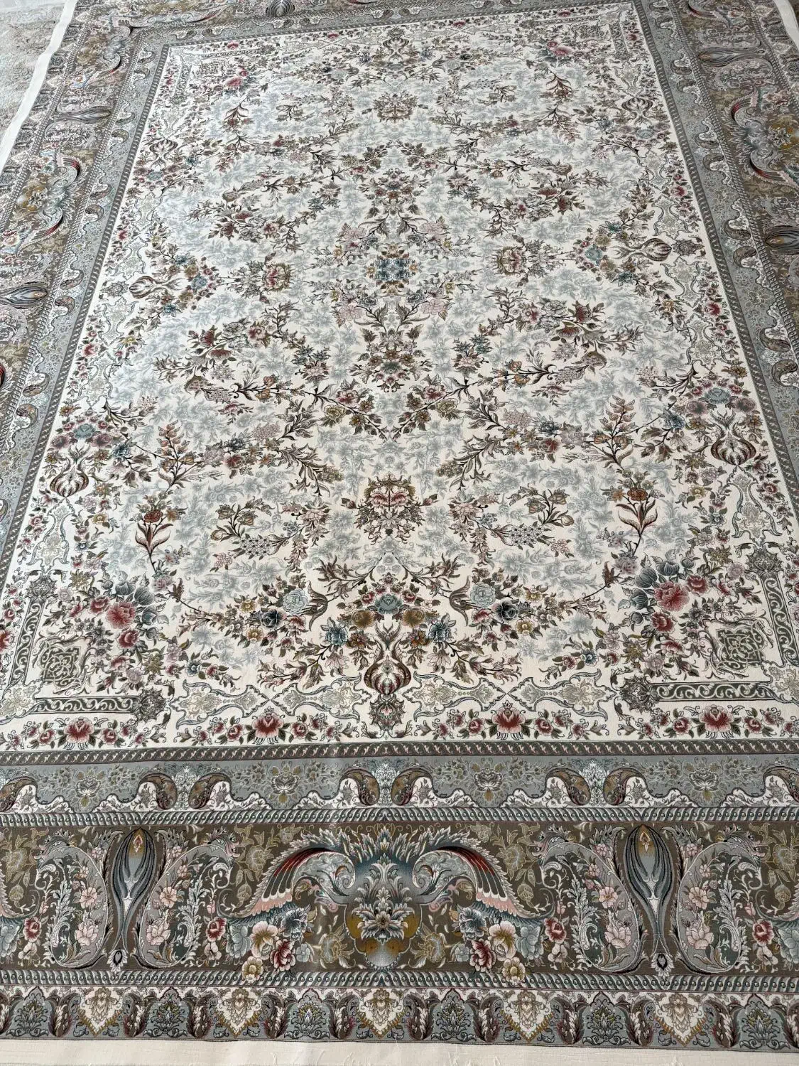 یک عدد فرش ۱۲ متری|فرش|سقز, |دیوار