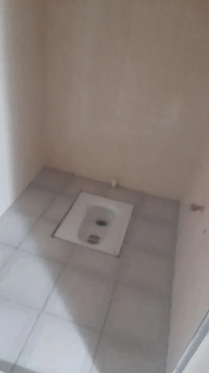 کاشی کار داخلی و بیرون و نما|خدمات پیشه و مهارت|سراوان, |دیوار