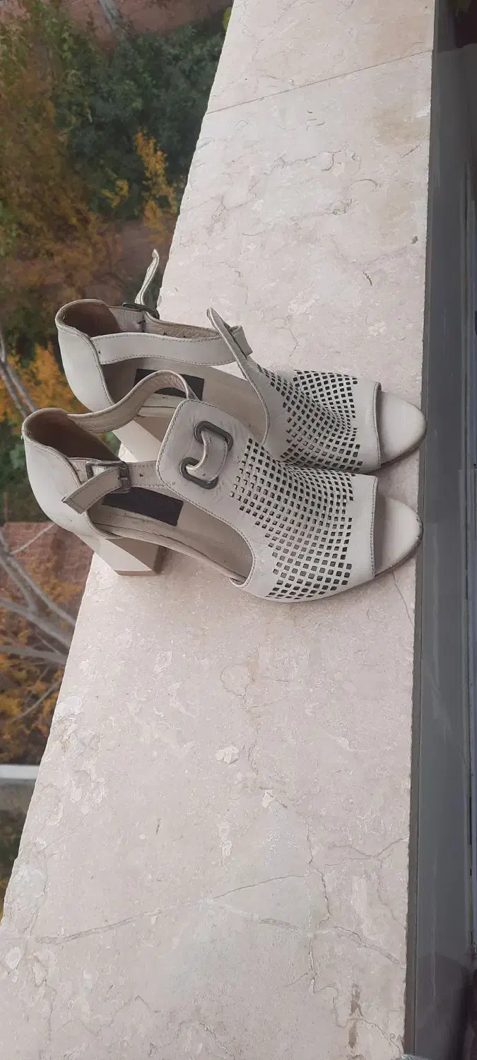 کفش مجلسی در حد نو|کیف، کفش، کمربند|کردکوی, |دیوار