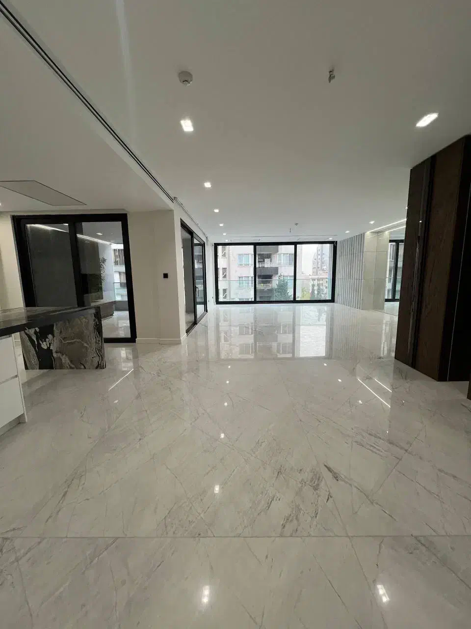 ۳۴۰متر زعفرانیه چهار خواب مستر