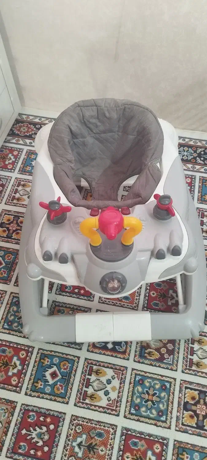 روروک در حد نو|کالسکه و لوازم جانبی|شاندیز, |دیوار