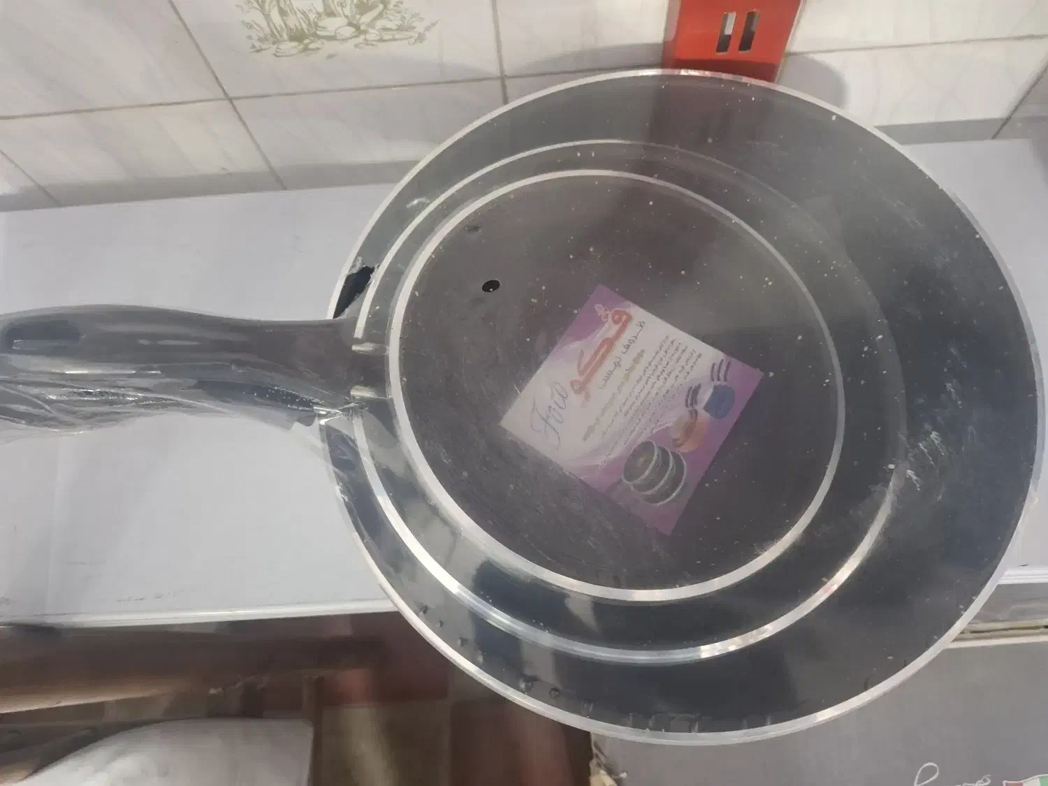 انواع تفلن|ظروف پخت‌وپز|اردبیل, |دیوار