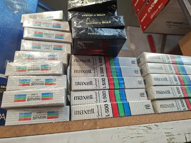 فیلم ویدیو کوچک و بزرگ|فیلم و موسیقی|تهران, راه آهن|دیوار