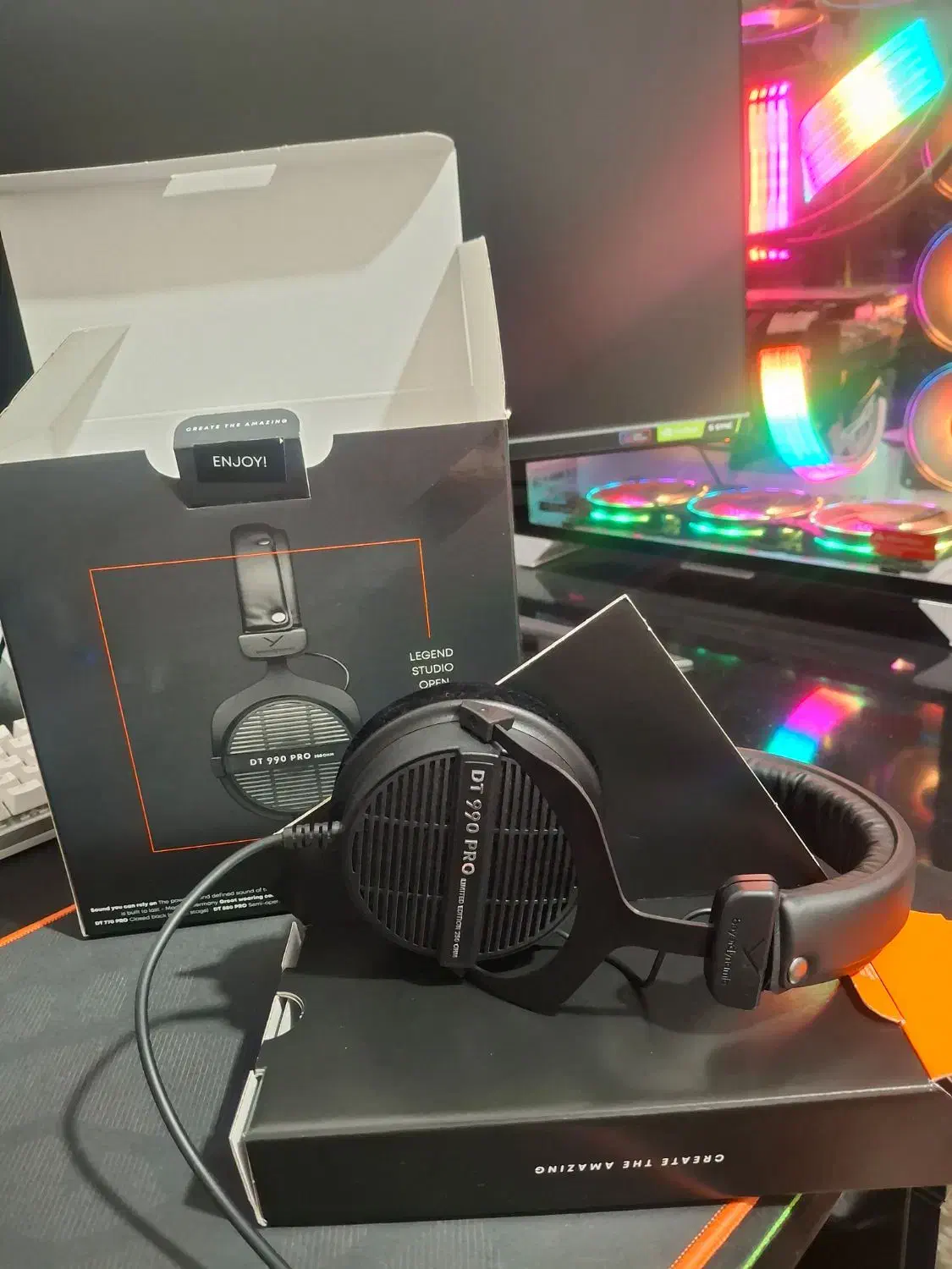 هدست بایرودینامیک DT 990 PRO black edition|قطعات و لوازم جانبی رایانه|تهران, صادقیه|دیوار