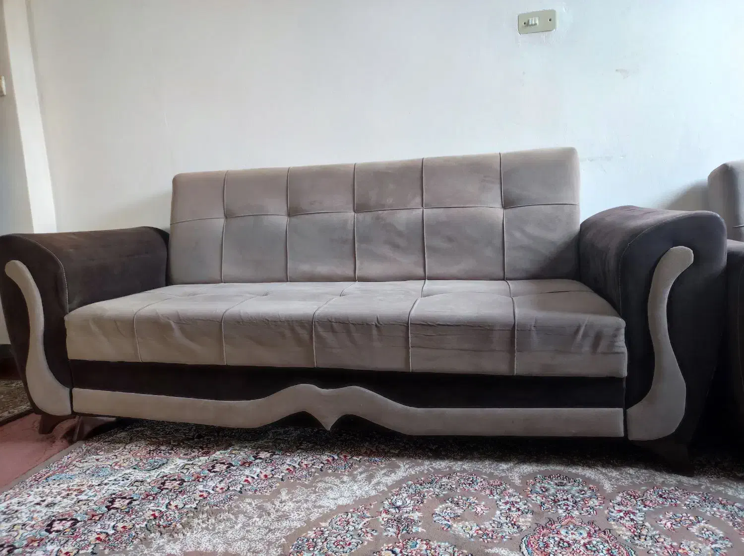 یک دست مبل 8 نفره قیمت مناسب بسیار تمیز|مبلمان خانگی و میز عسلی|مهاباد (آذربایجان غربی), |دیوار