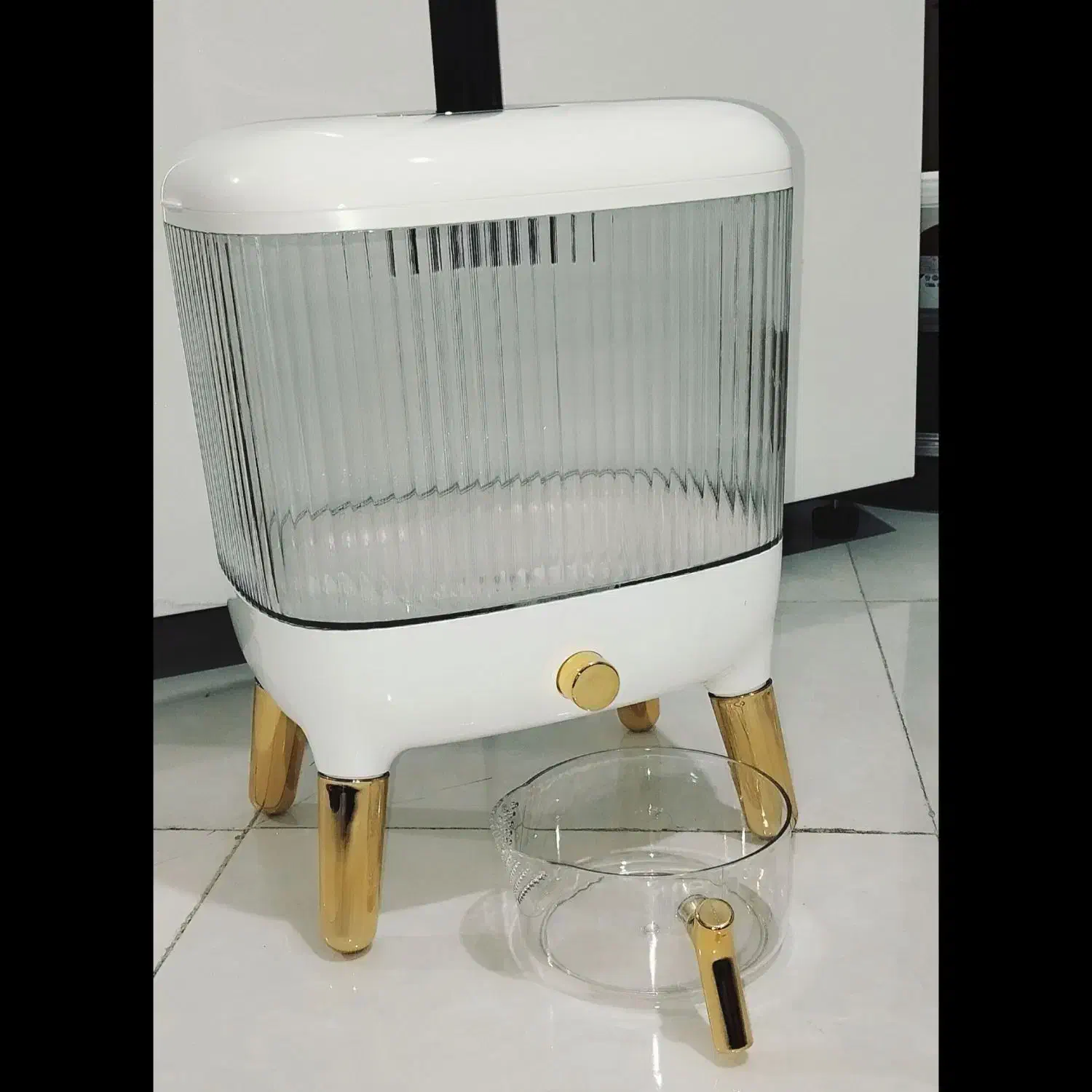 ست جا برنجی و جا حبوباتی|ظروف نگهدارنده، پلاستیکی، یک‌بارمصرف|هرسین, |دیوار