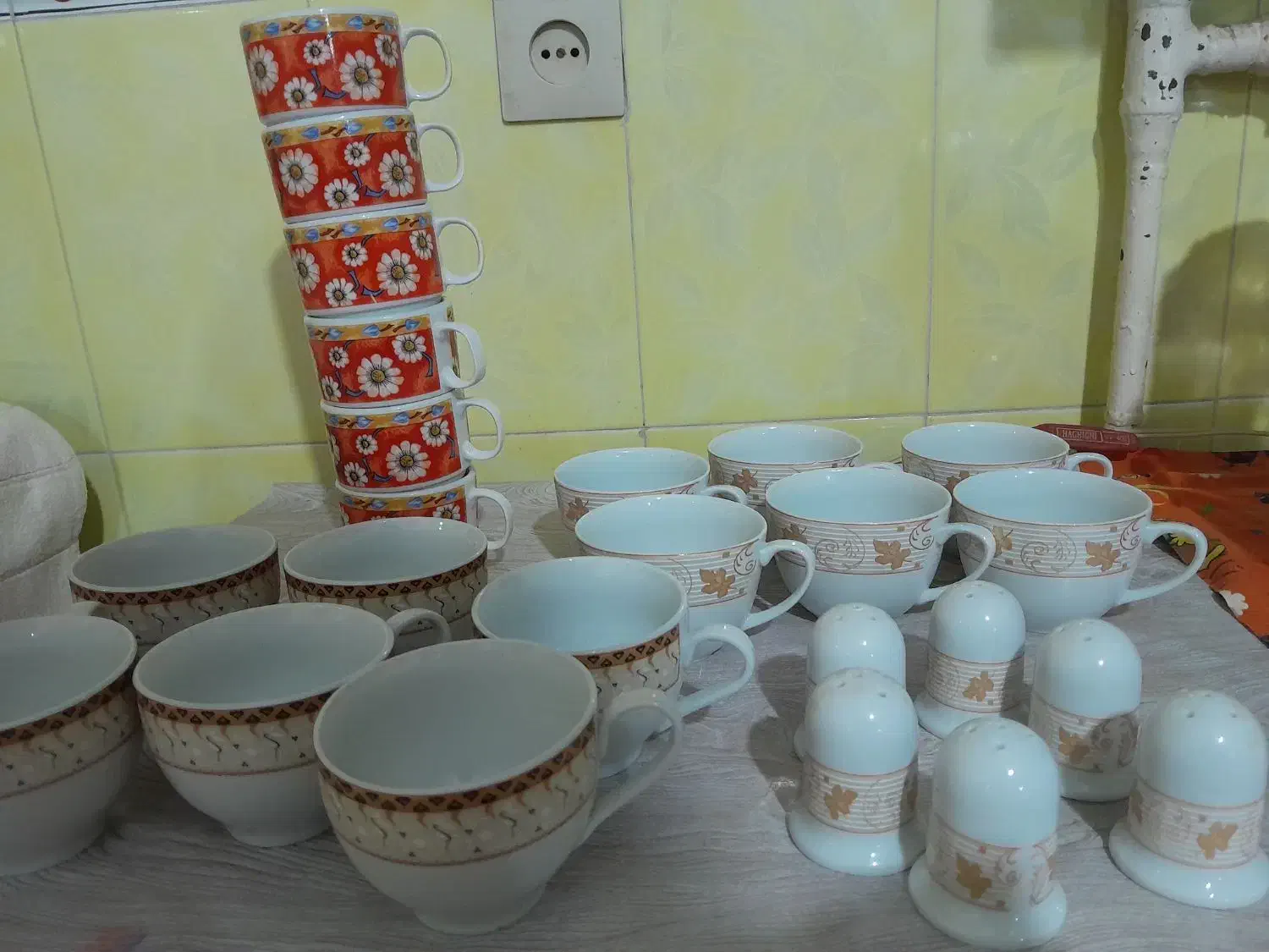 فنجان نو نوع|ظروف سرو و پذیرایی|اردبیل, |دیوار