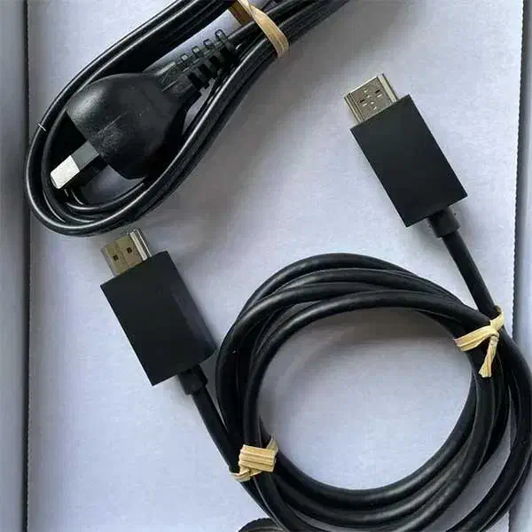 کابل  برق و hdmi داخل کارتون اصلی|کنسول، بازی ویدئویی و آنلاین|خرم‌آباد, |دیوار