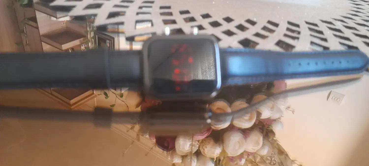 یک ساعت یکی دوبار استفاده شد|ساعت|همدان, |دیوار