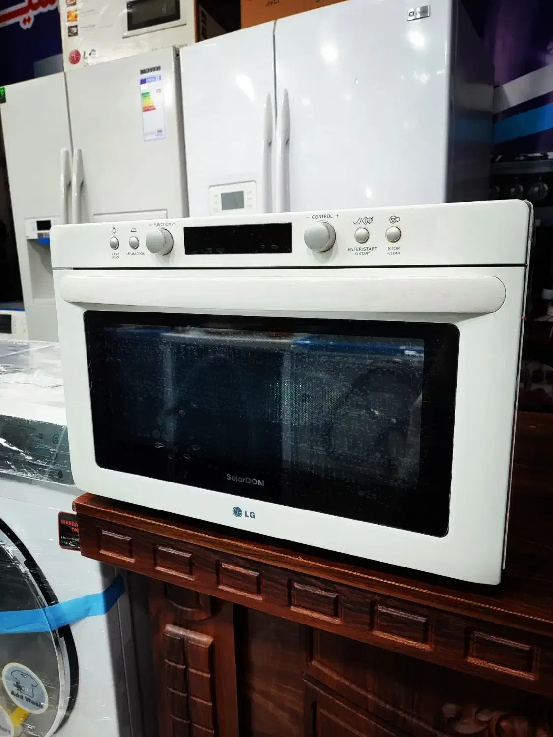 سولاردوم ال جی در حد نو مناسب جهیزیه با کارتن|اجاق گاز و لوازم برقی پخت‌وپز|تهران, خاوران|دیوار