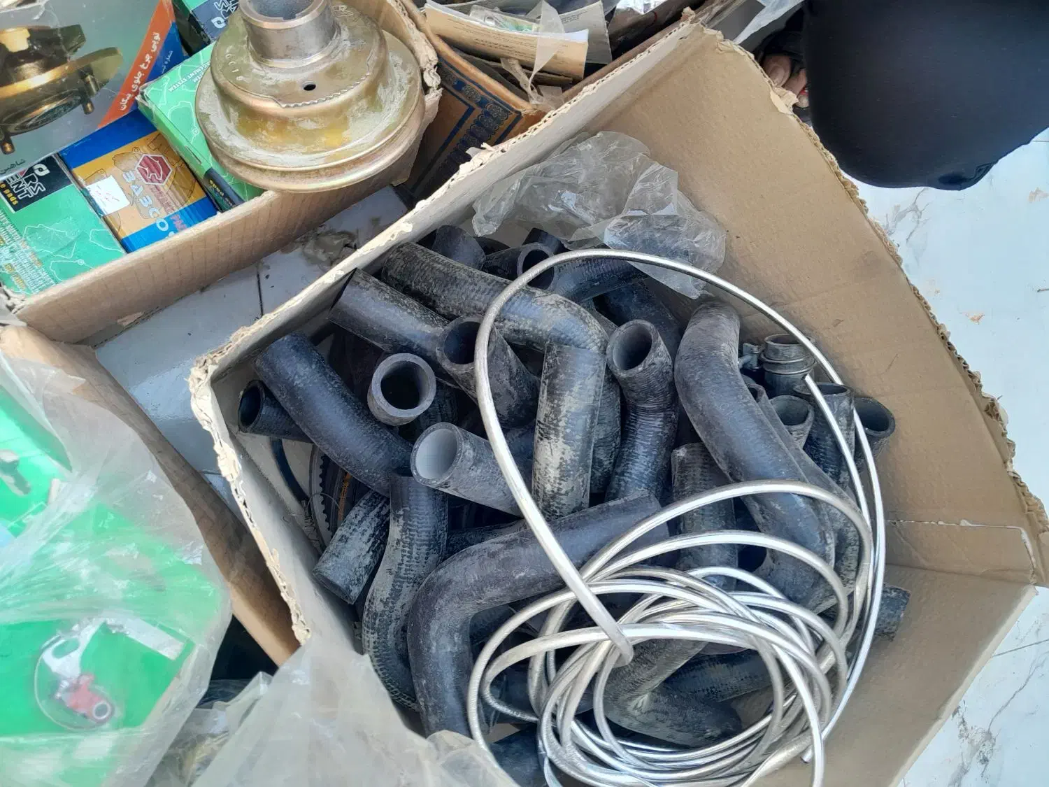 وسایل پیکان وانت وسواری آکبند تو کارتون|قطعات یدکی و لوازم جانبی|خرمشهر, |دیوار