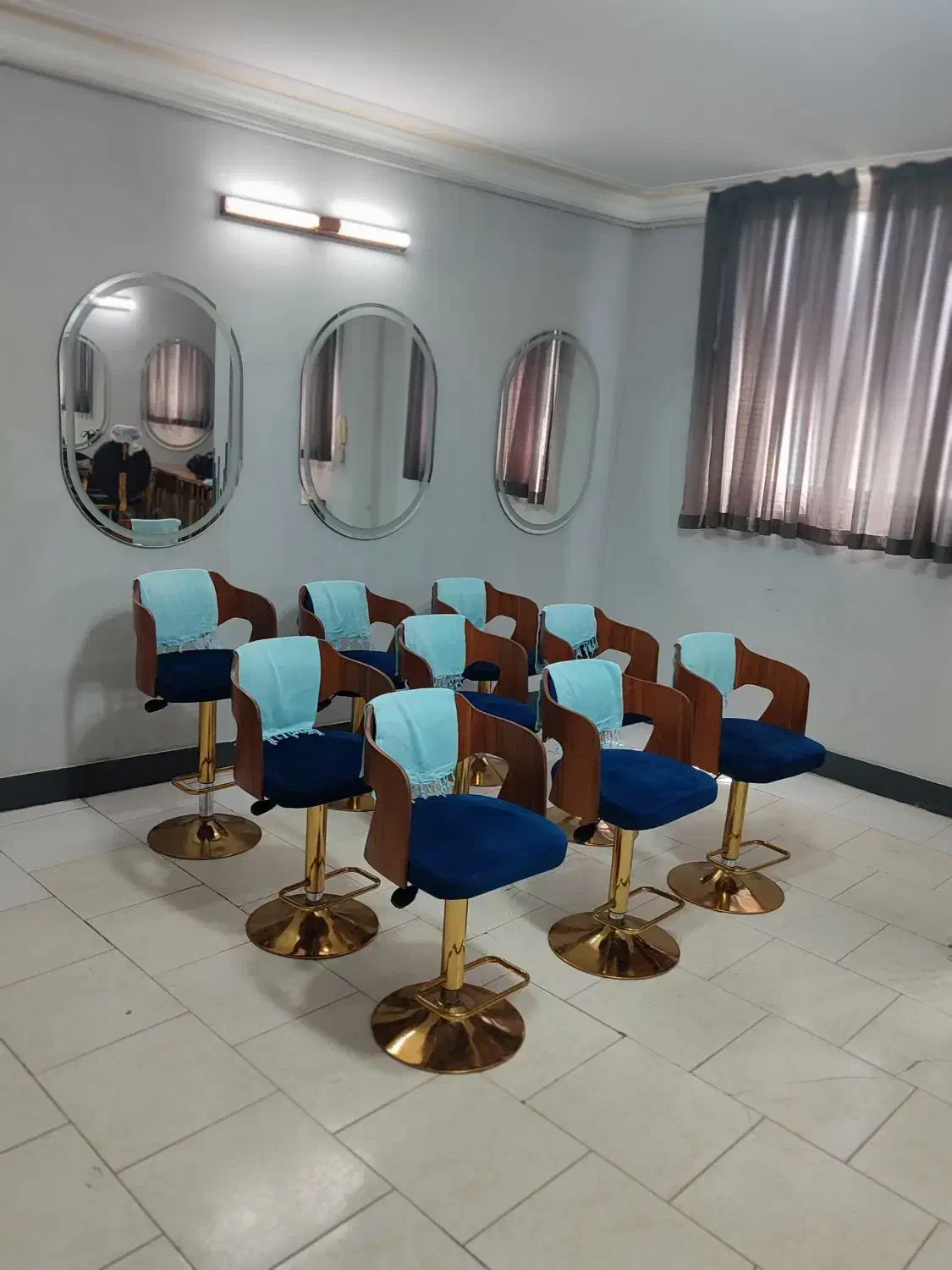 ۹عدد صندلی اپن/چرخشی /جکدار|صندلی و نیمکت|اصفهان, کارلادان|دیوار