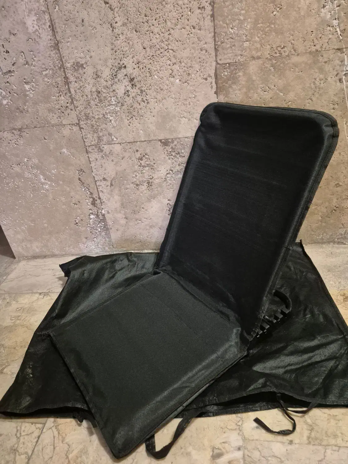 صندلی نشیمن|صندلی و نیمکت|قم, صدوق|دیوار