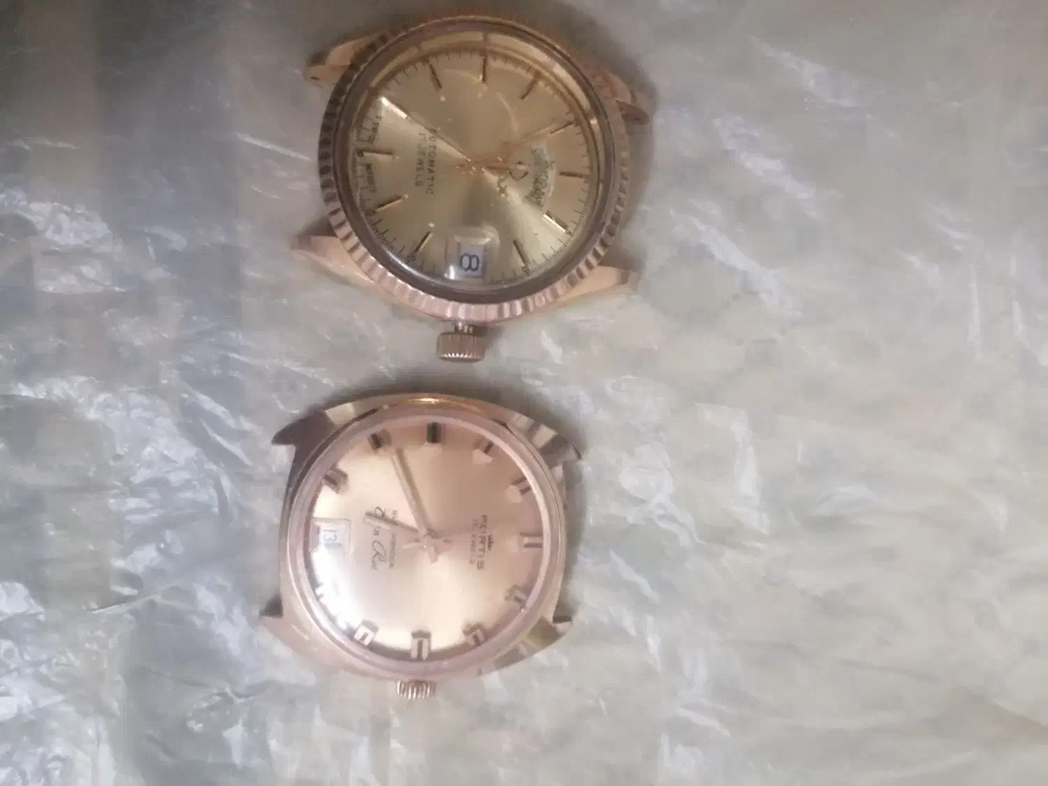 ساعت موچی 2000طلای طلایی|ساعت|ملایر, |دیوار