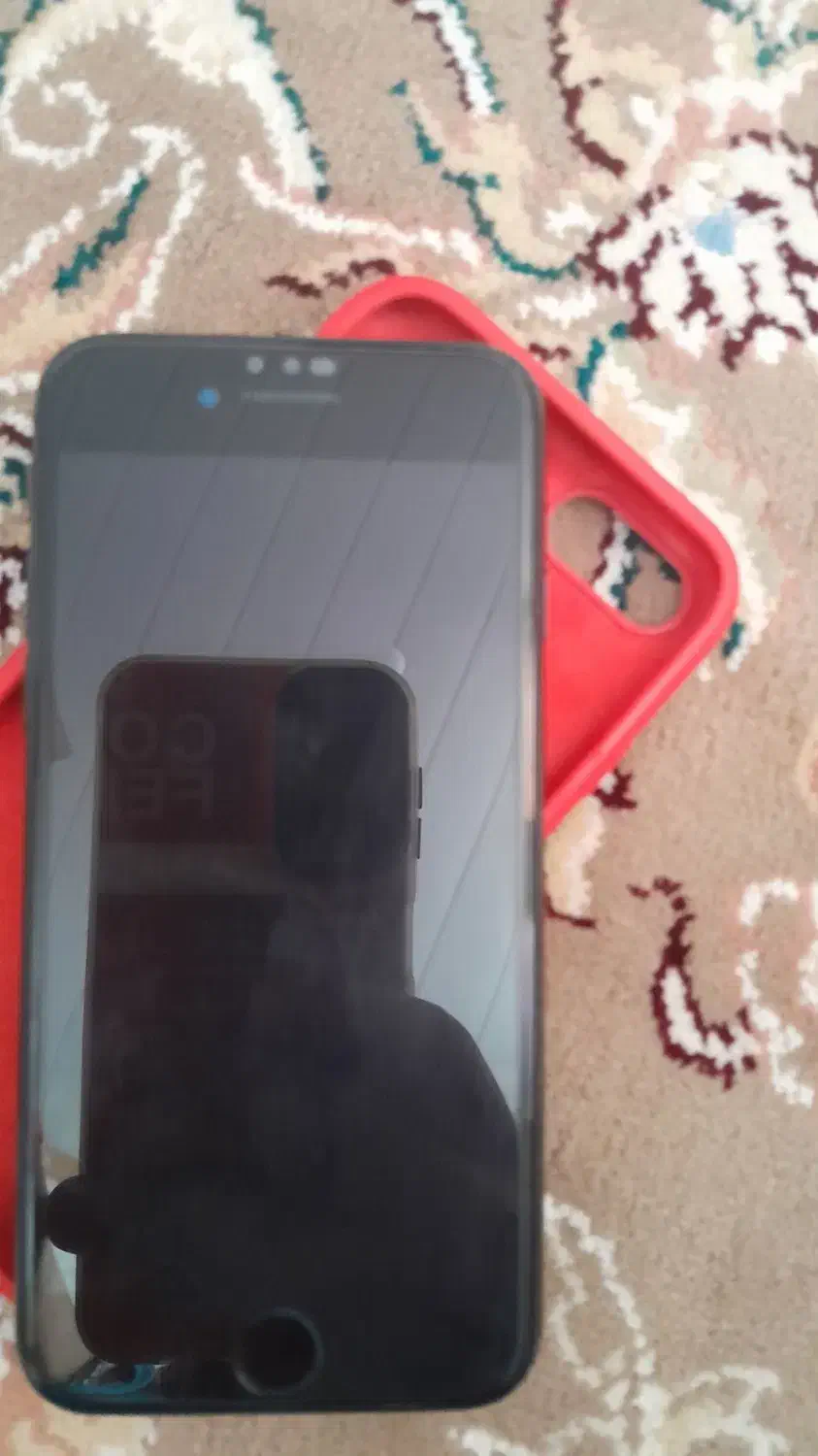 iPhone SE2020|موبایل|نور, |دیوار