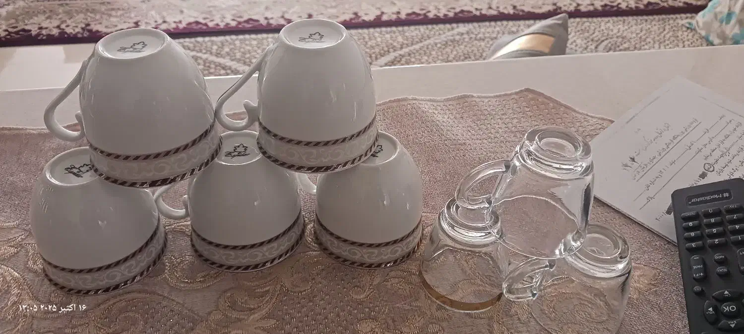 پنج عدد فنجان.سه عدد قهوه خوری .دوعدد پارچ|ظروف سرو و پذیرایی|سبزوار, شرق کال شمالی|دیوار
