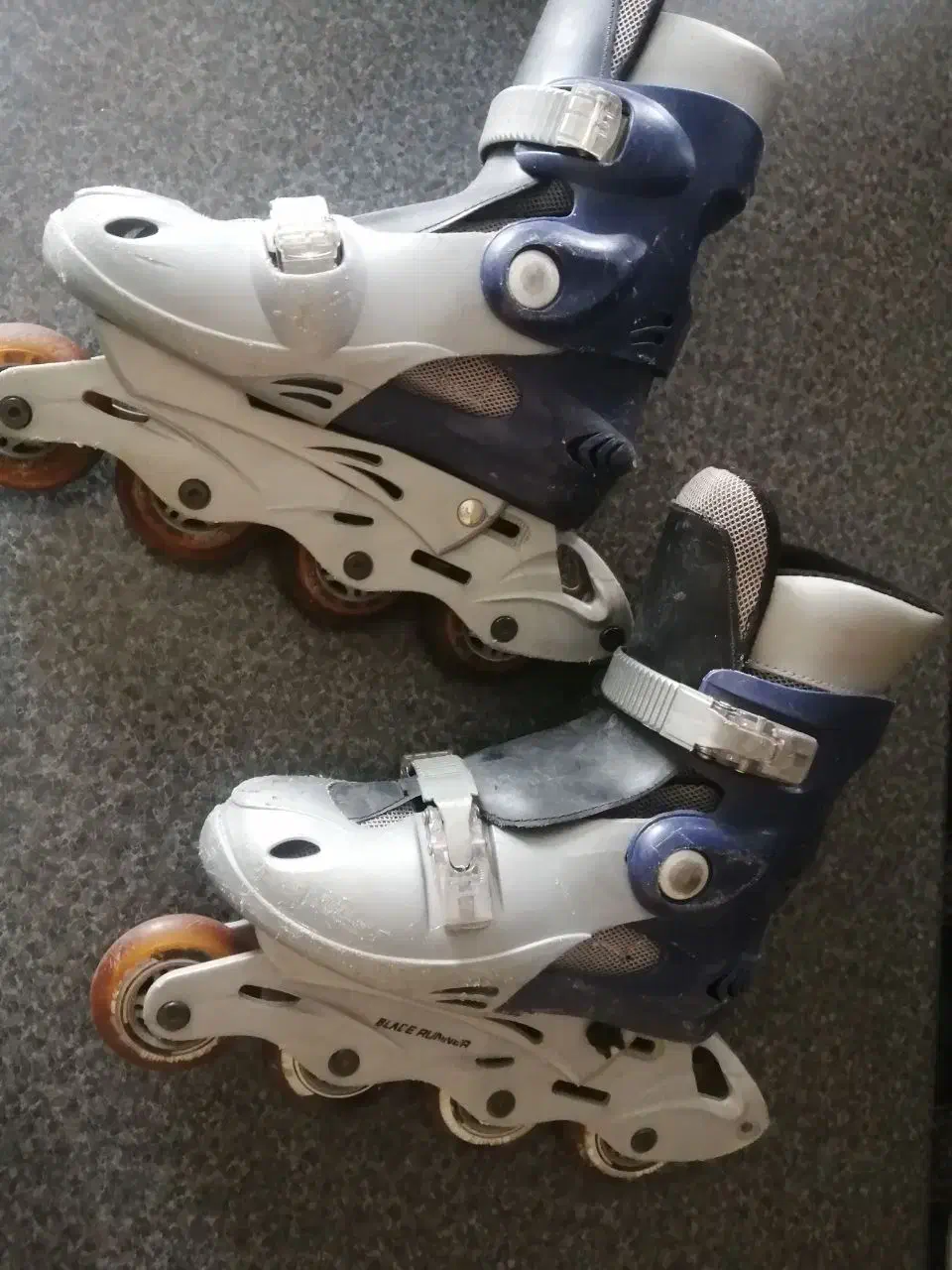 کفش اسکیت ۳۸تا۴۰|دوچرخه، اسکیت، اسکوتر|کرمانشاه, |دیوار