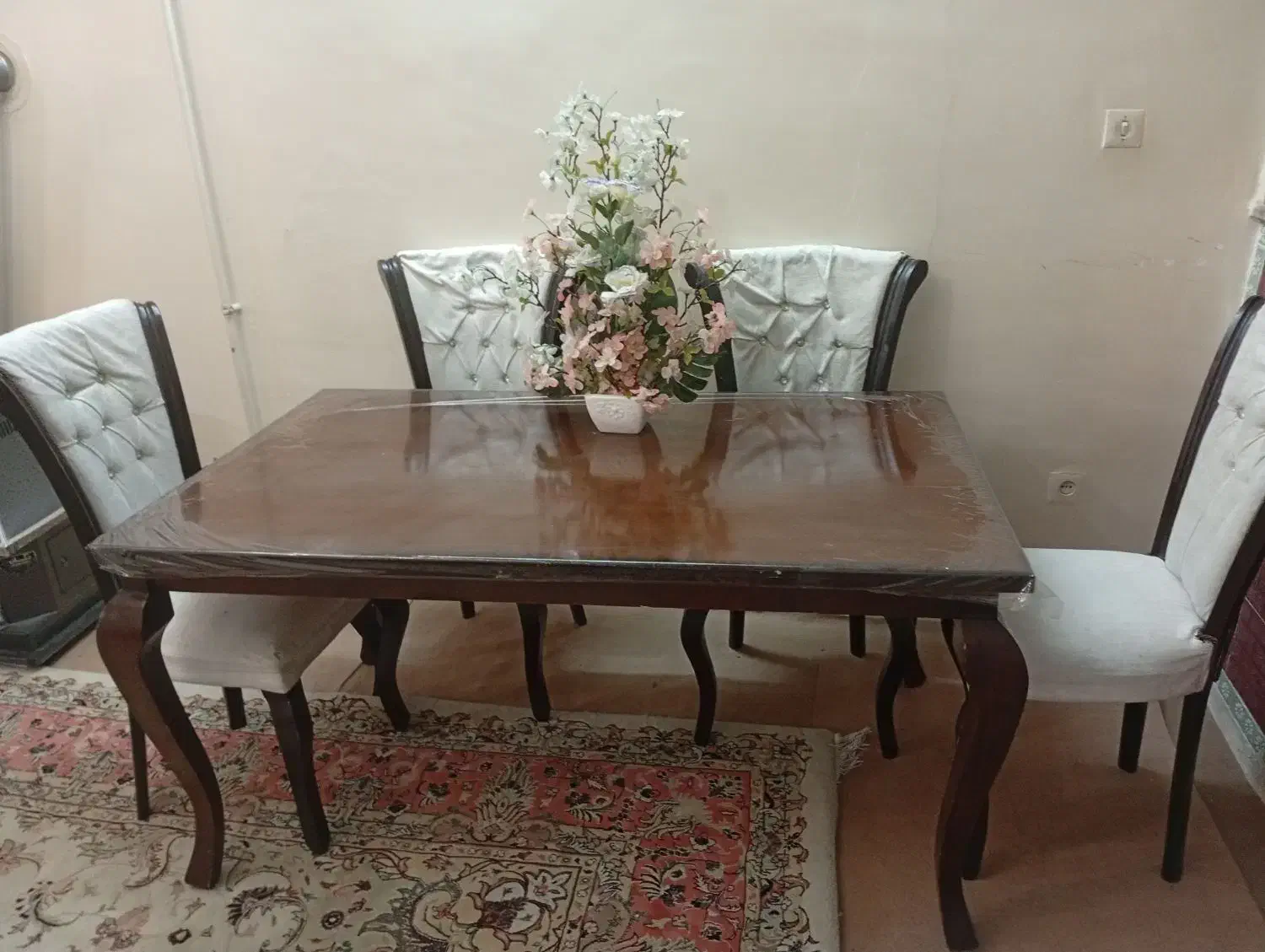 میز ناهار خوری شیش نفره|میز و صندلی غذاخوری|تبریز, |دیوار