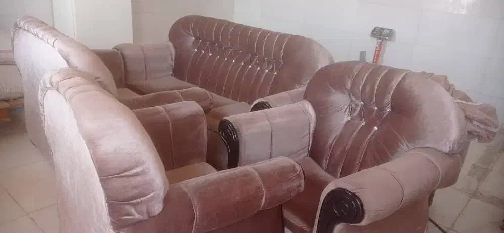 به علت کمبودجا|مبلمان خانگی و میز عسلی|مهران (ایلام), |دیوار