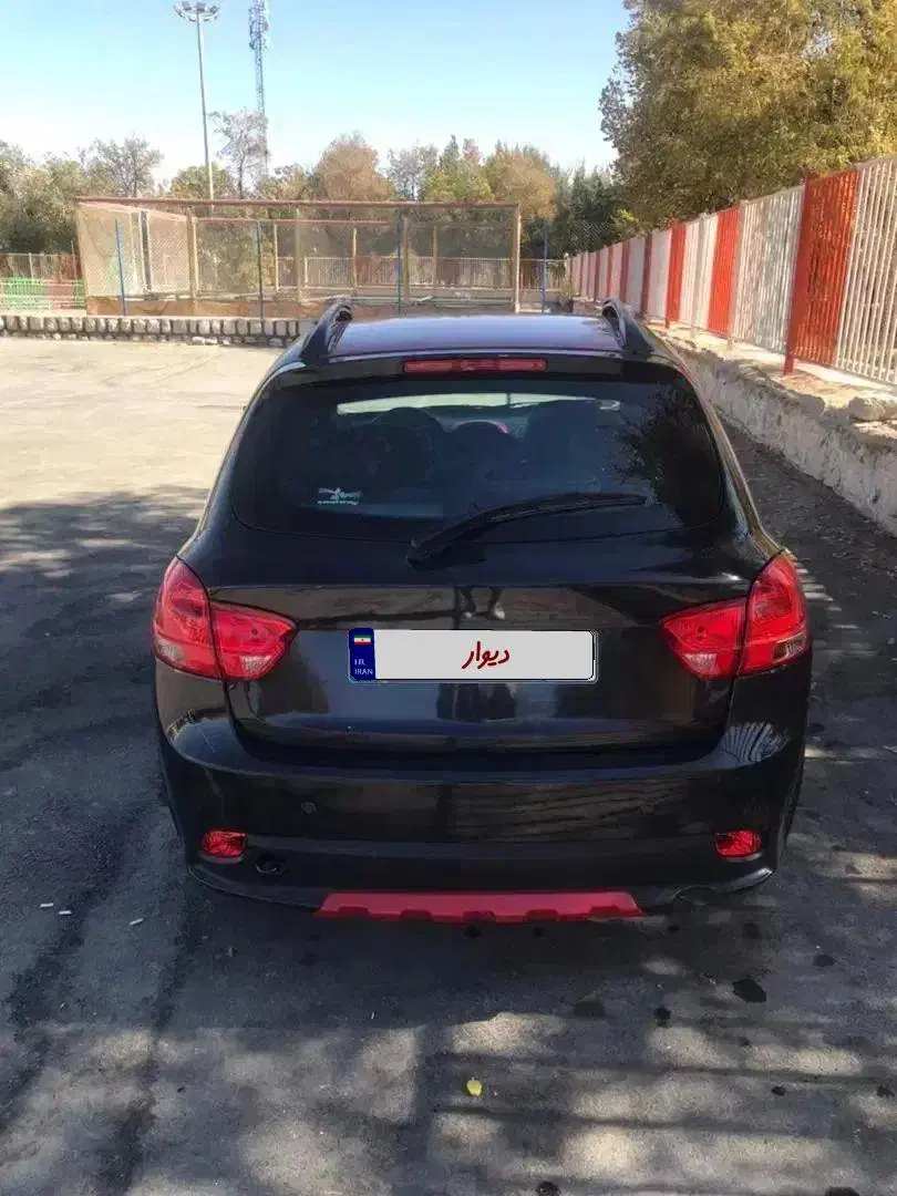 کوییک آر ـ کم کار ـ خانگی ـ در حد صفر|خودرو سواری و وانت|بروجن, |دیوار