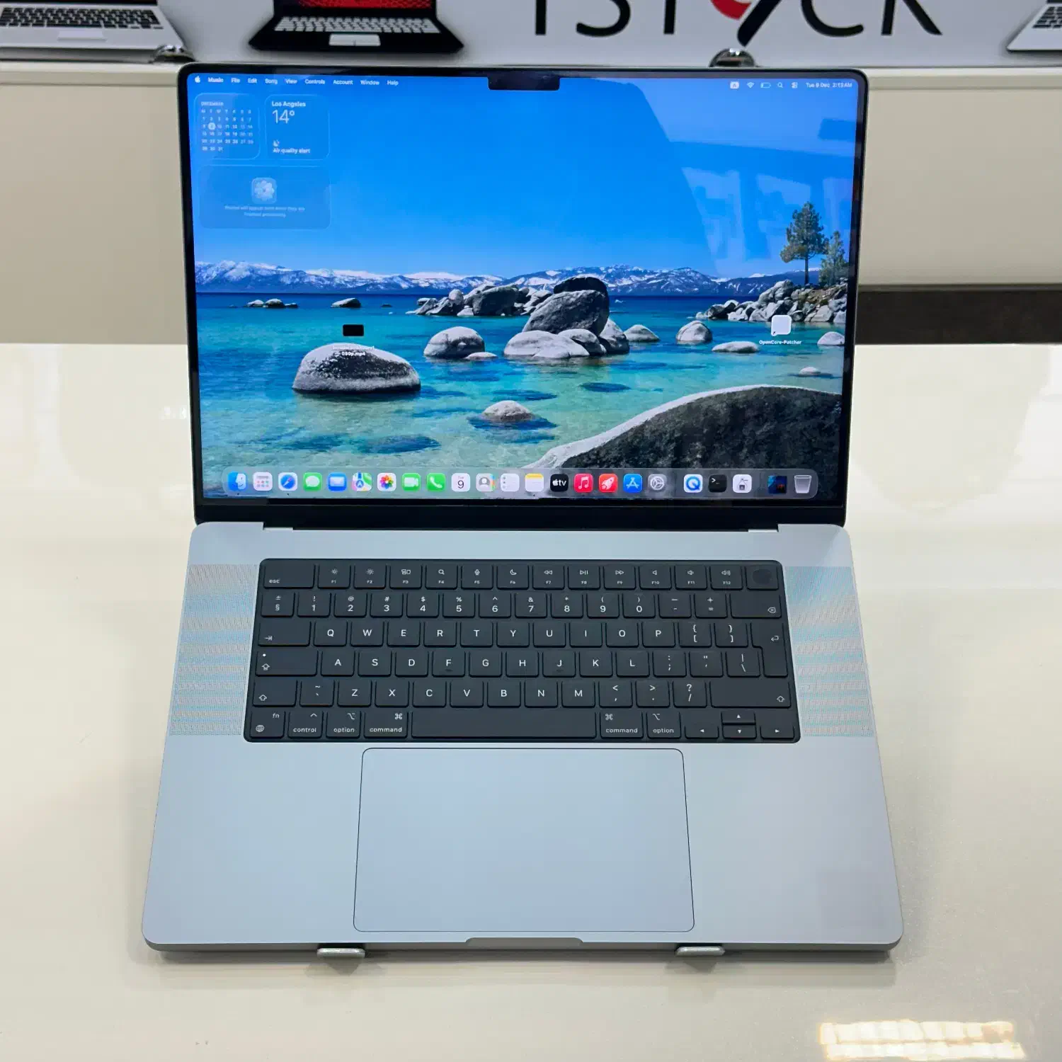 مک بوک پرو 2021 (M1 pro 16 inch ram 32)|رایانه همراه|قم, صفائیه|دیوار