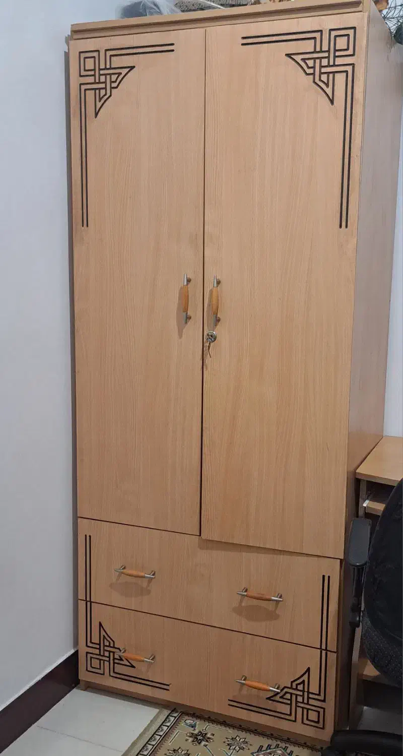 کمد|جاکفشی، کمد، دراور|بروجرد, |دیوار