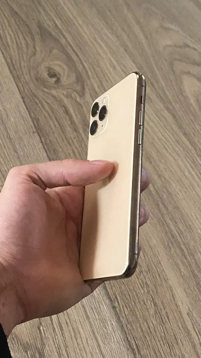 iPhone 11 pro|موبایل|گنبد کاووس, |دیوار