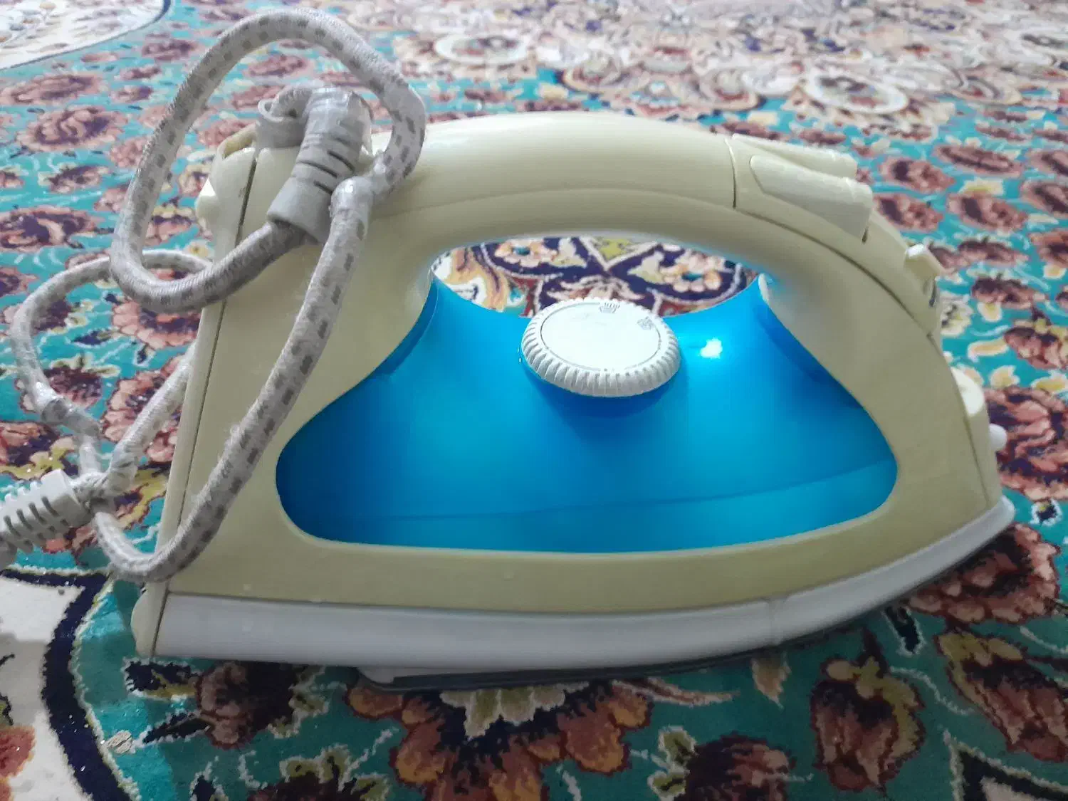 اتوبخارسالمه سالم|اتو و لوازم اتو|برخوار, |دیوار