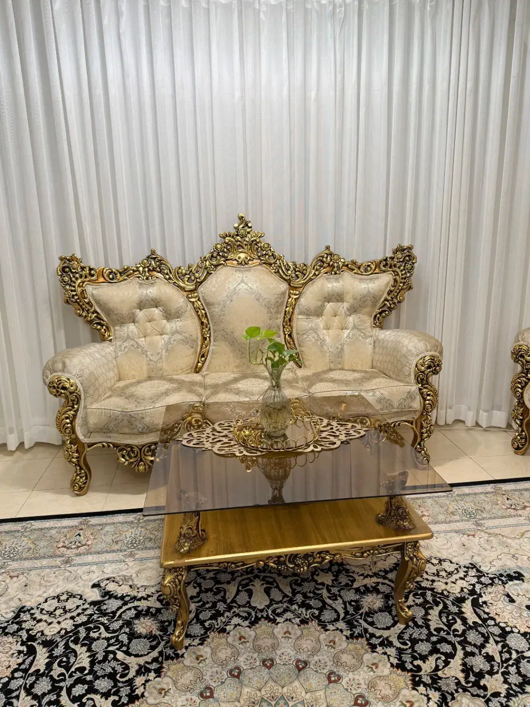 مبلمان سلطنتی ۹نفره سالم و در حد|مبلمان خانگی و میز عسلی|محمدشهر, سیدآباد|دیوار