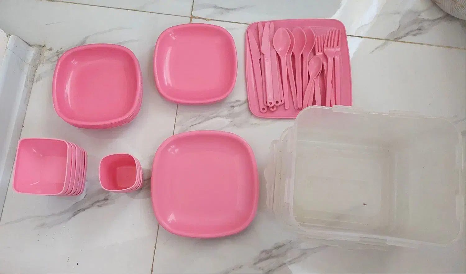 سرویس پلاستیکی بیرون بر|ظروف نگهدارنده، پلاستیکی، یک‌بارمصرف|نیشابور, شهرک فیروزه|دیوار