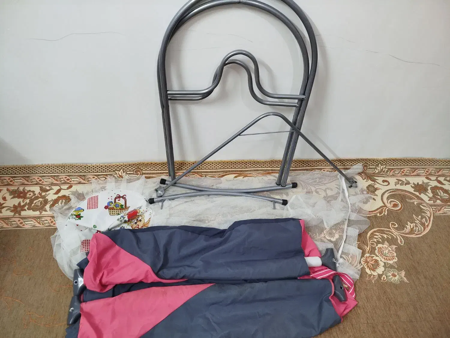 گهواره ی نو و اسپرت باپشه بند|تخت و سرویس خواب|سلطانیه, |دیوار