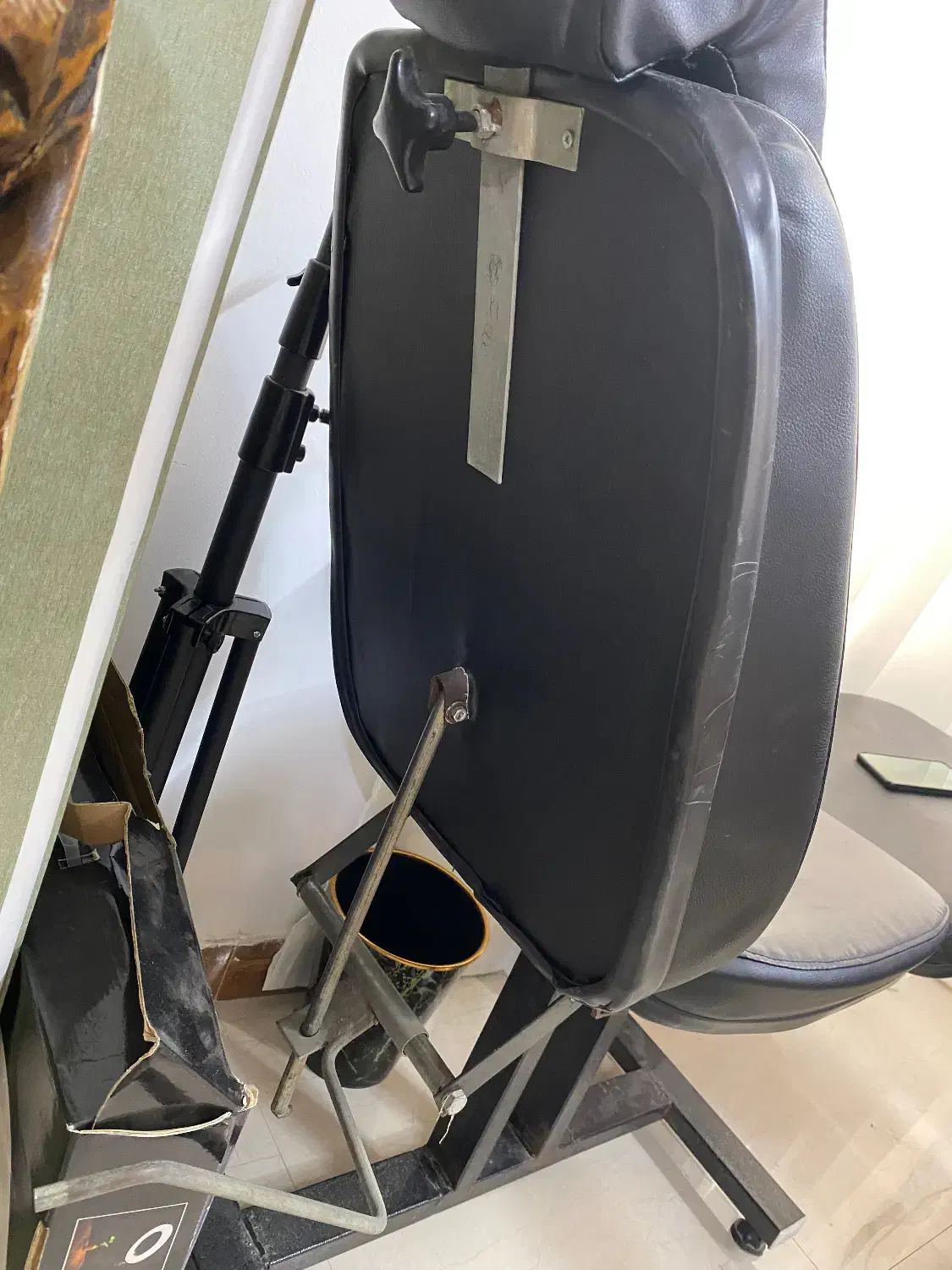 صندلی سالن فروش فوری|آرایشگاه و سالنهای زیبایی|رشت, استادسرا|دیوار