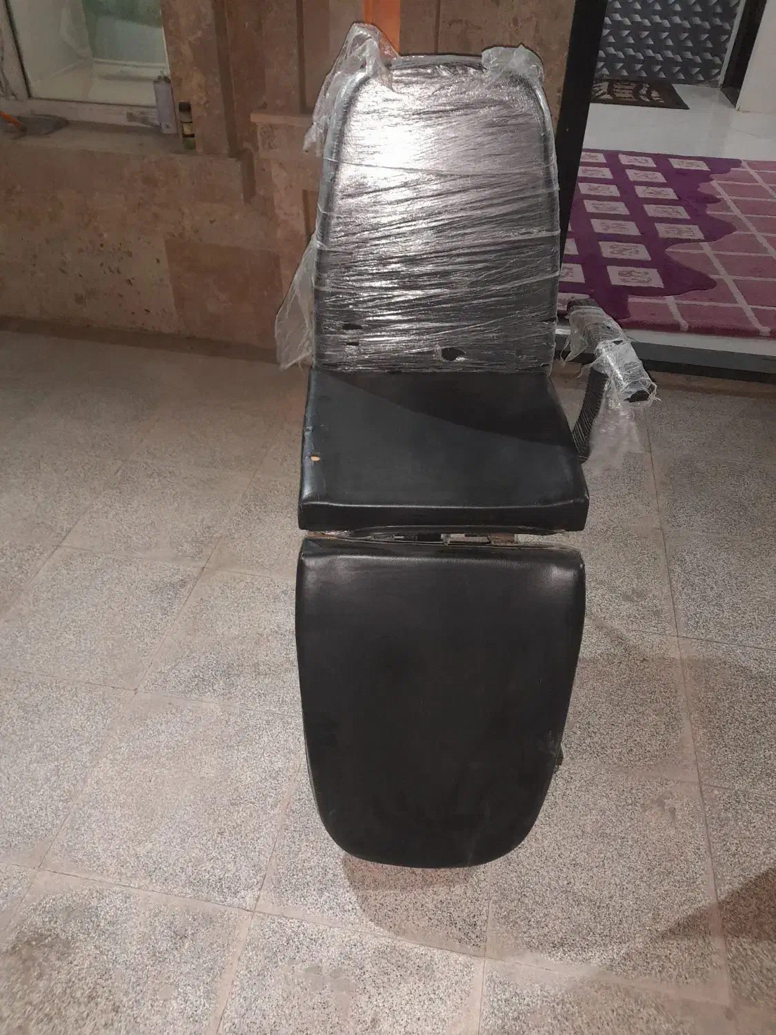 تخت وصندلی ارایشگاه|آرایشگاه و سالن‌های زیبایی|شهریار, کهنز|دیوار