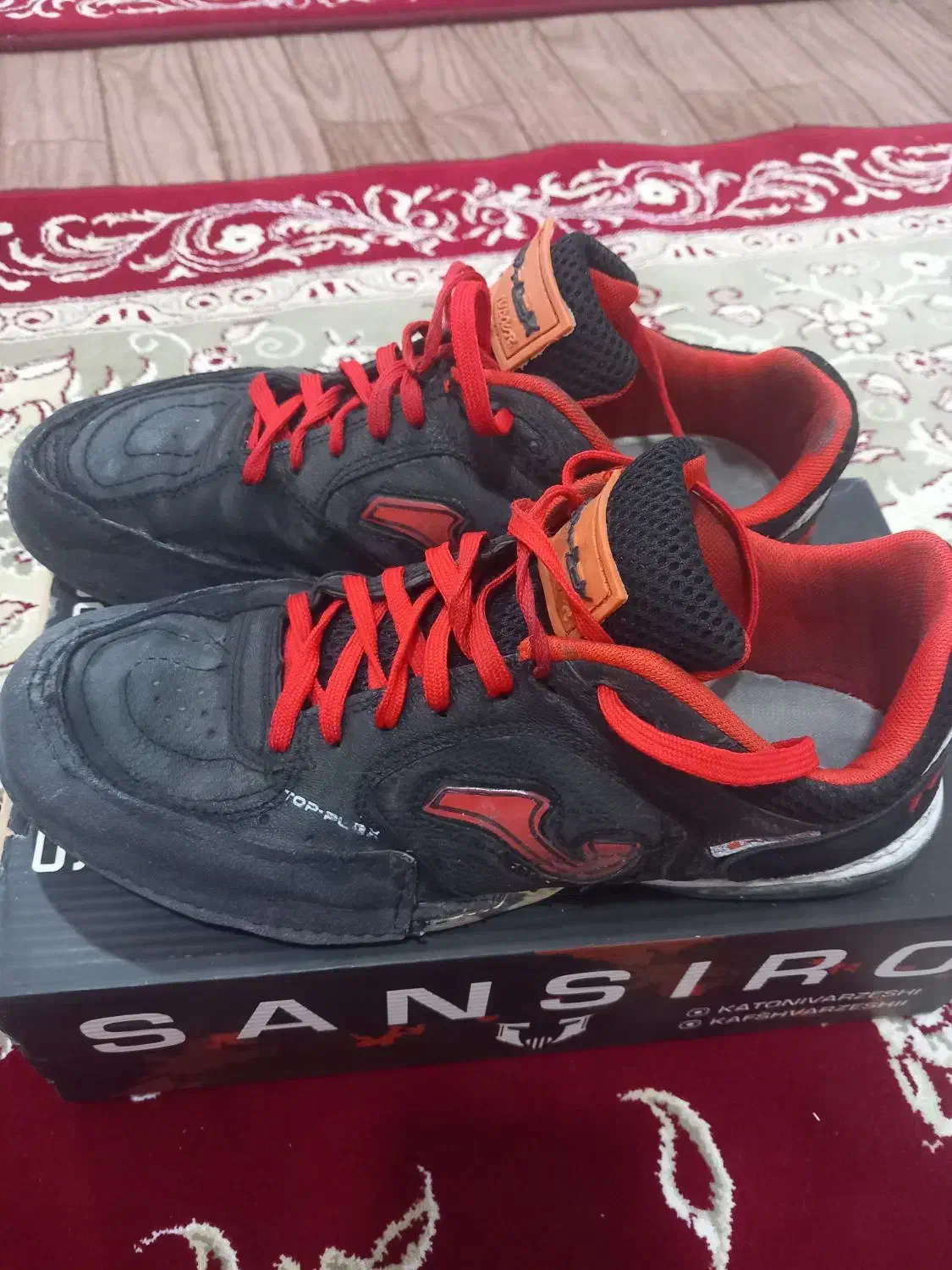 کفش ورزشی فوتسالی|تجهیزات ورزشی|درگزین, |دیوار