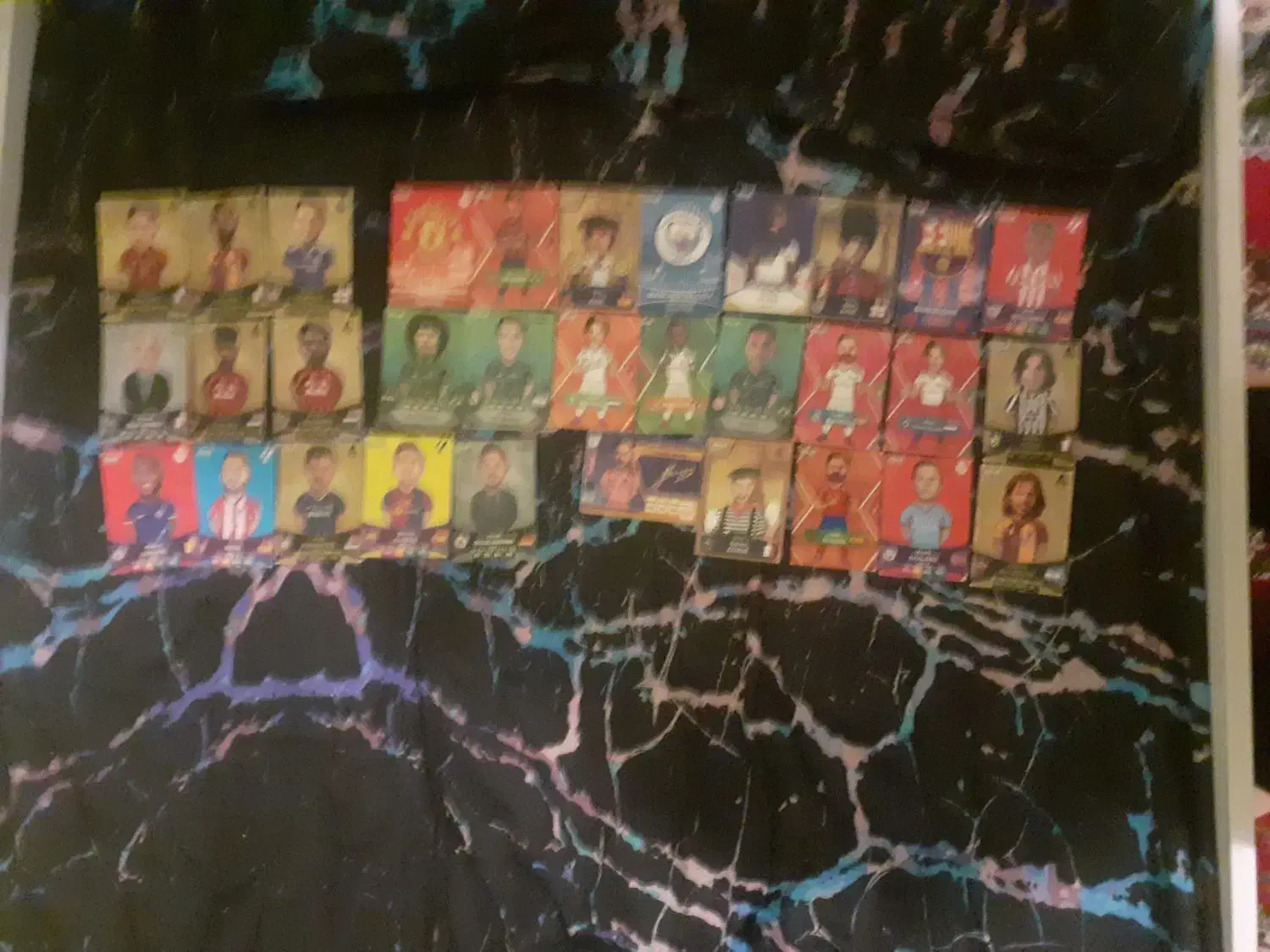 کارت کیمدی ۲۰۲۵|اسباب‌‌بازی|میانه, |دیوار