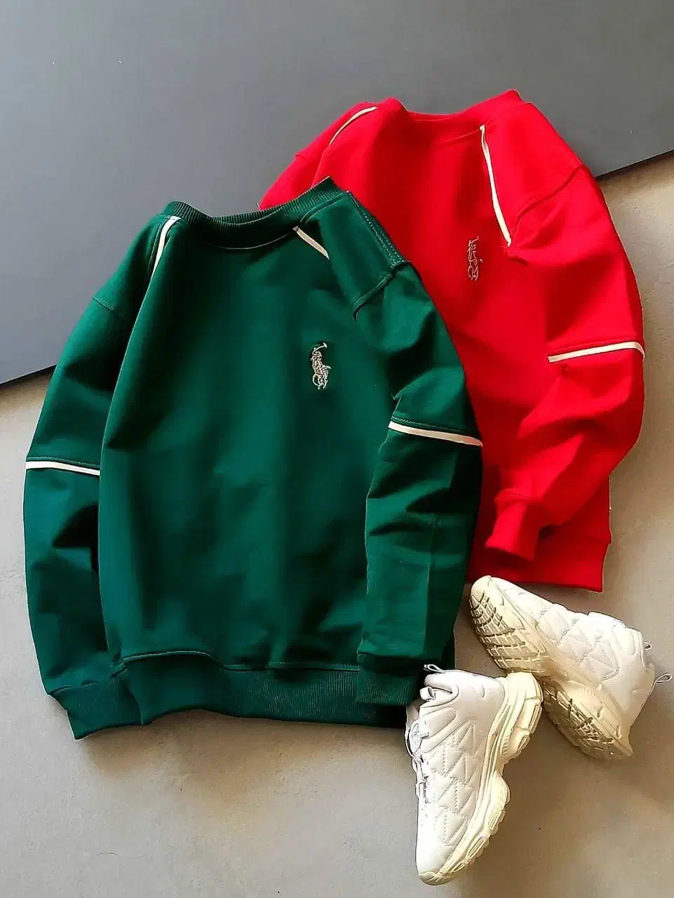 بلوز پسرانه یلدایی قرمز و سبز مناسب ۳-۱۴سال|کفش و لباس بچه|همدان, |دیوار