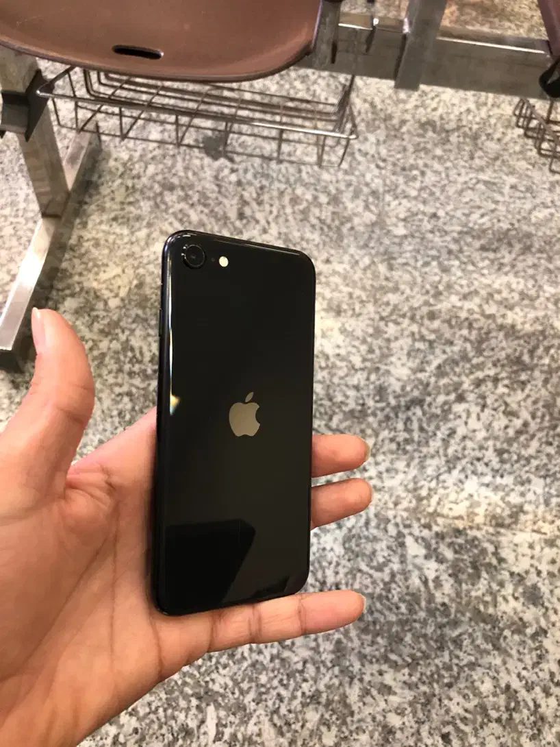 iPhone SE2020|موبایل|گلستان (تهران), |دیوار