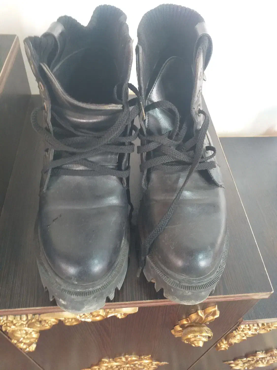 کفش در حد نو سالم|کیف، کفش، کمربند|بکتاش, |دیوار