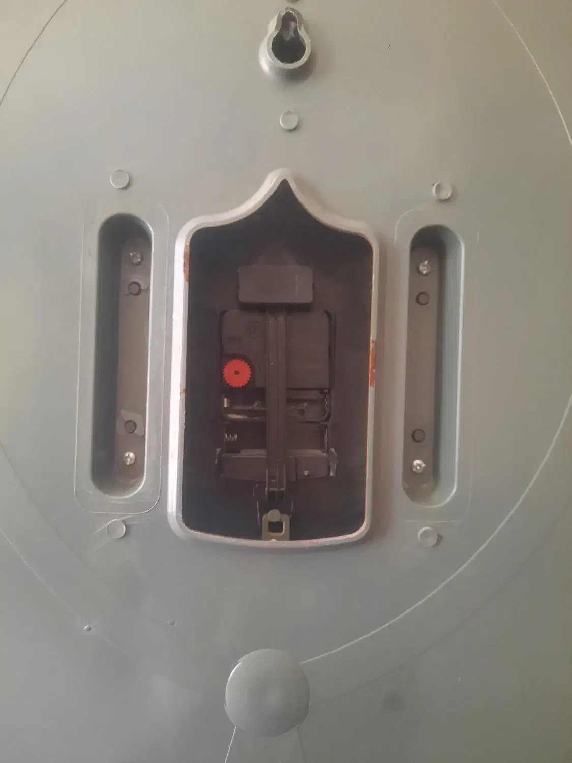 ساعت دیواری سالم|ساعت دیواری و تزئینی|صحنه, |دیوار