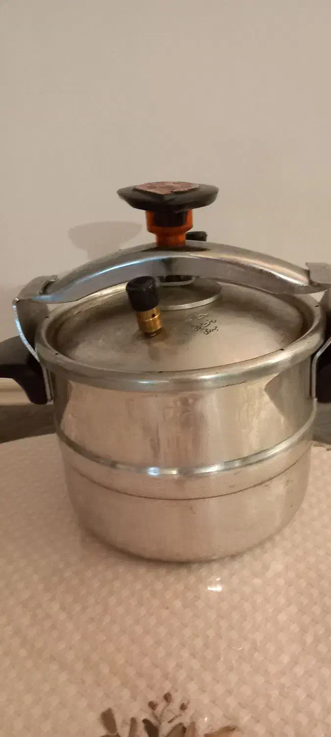 زودپز حاتم همدان|ظروف پختوپز|گل تپه, |دیوار