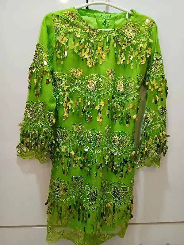 لباس جشن محلی|لباس|اندیکا, |دیوار