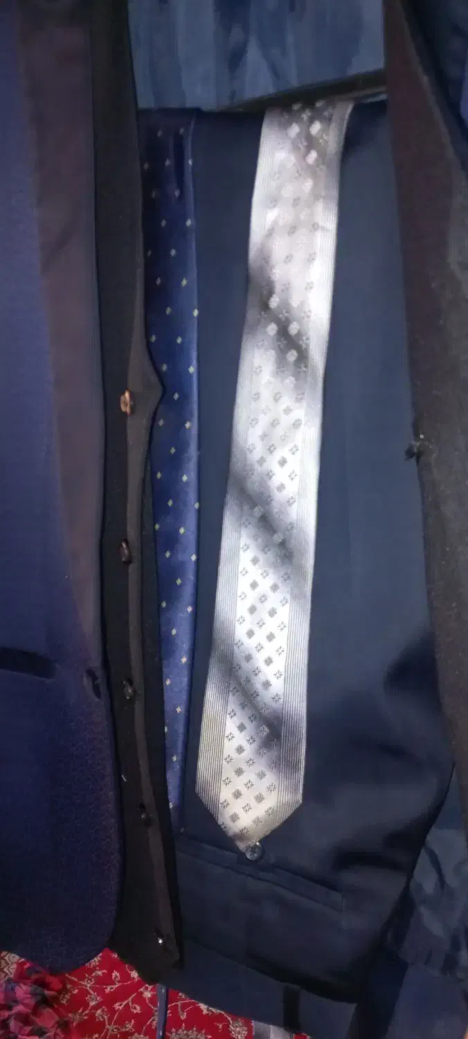 کت شلوار نونو بهمراه دوعددکراوات وجلیقه وکاور|لباس|خشکبیجار, |دیوار