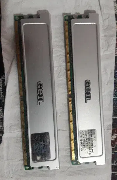 دو عدد رام DDR2-533 GEIL|قطعات و لوازم جانبی رایانه|آزادشهر, |دیوار