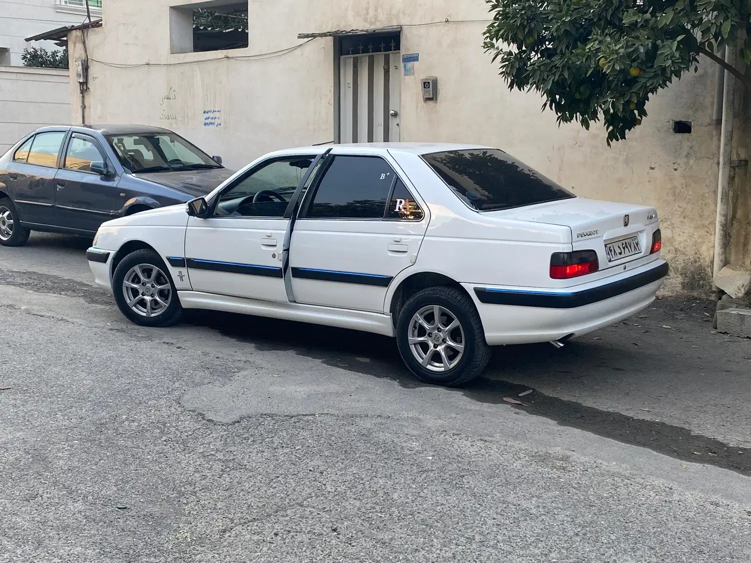 پژو پارس موتور جدید سیمی ۱۴۰۲ نیمه فول کم کار|خودرو سواری و وانت|آمل, |دیوار