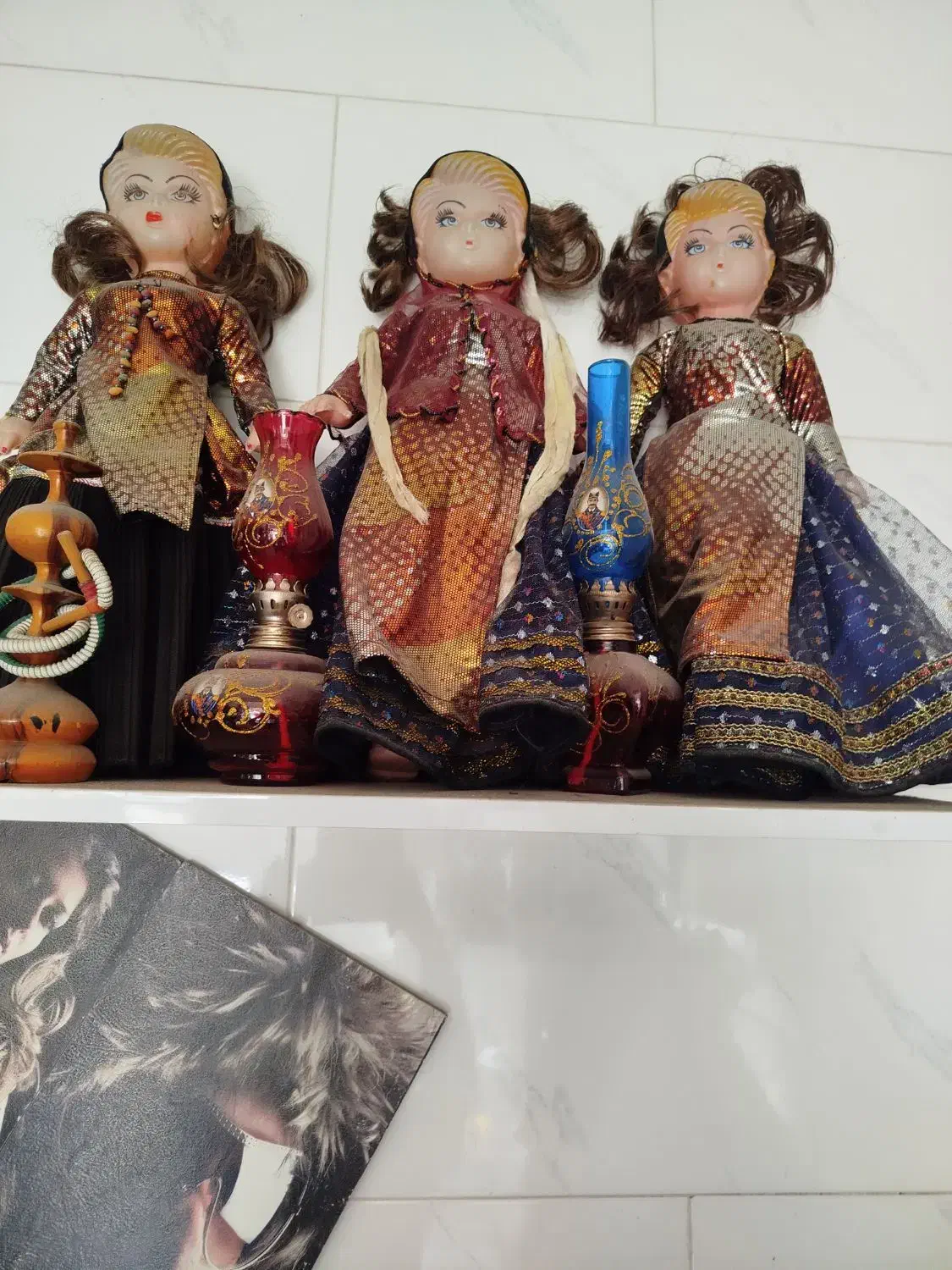 عروسک|اسباب‌‌بازی|شیراز, کوشک میدان|دیوار